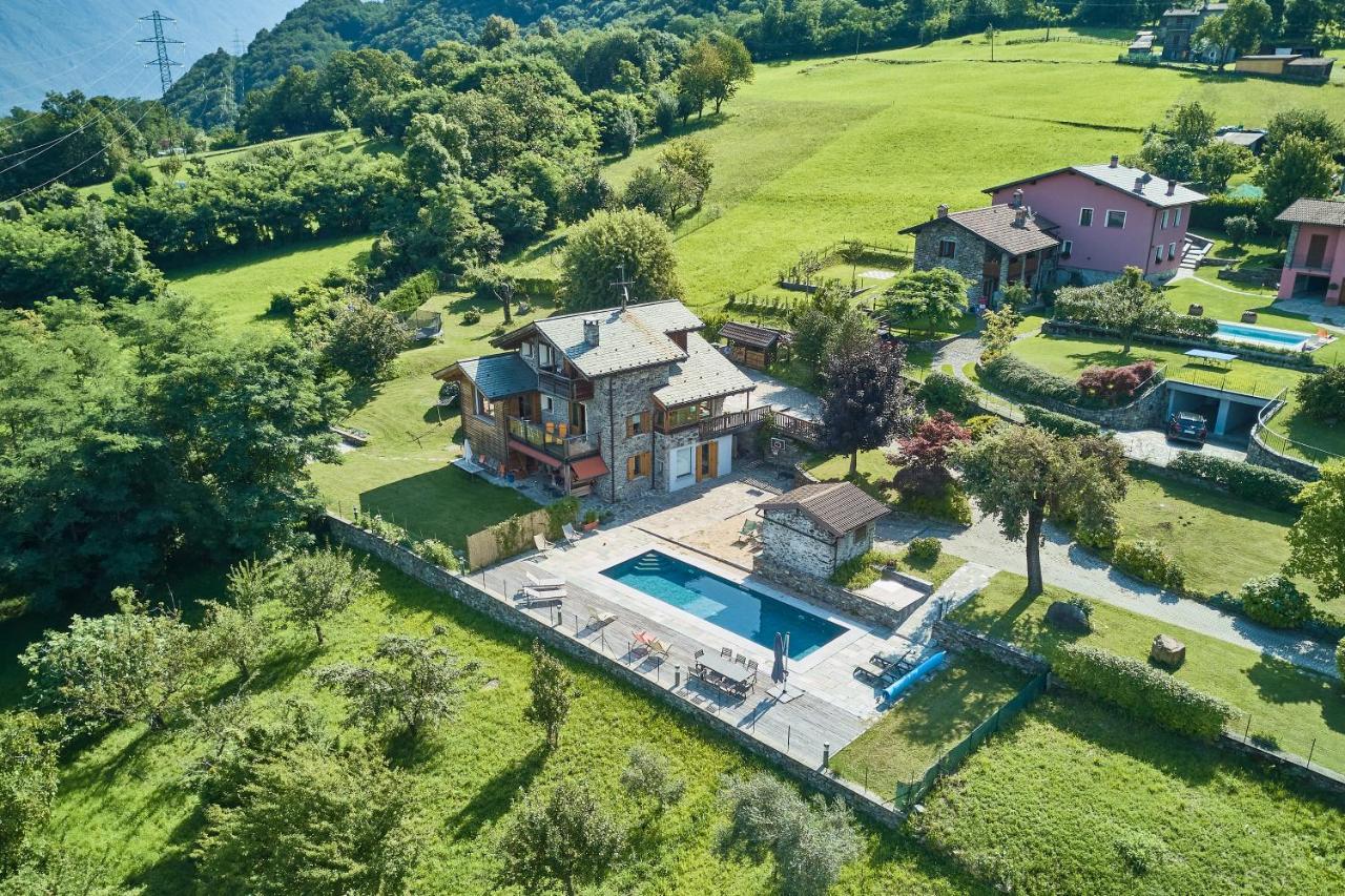 Chalet Con Piscina E Vista Panoramica Colico Exterior photo
